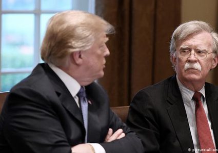 بولتون يتهم ترامب بتجاهل التحذيرات بشأن انتشار كورونا