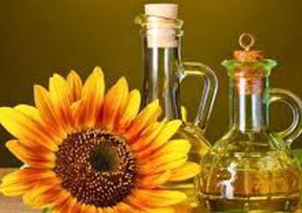 جراح روسي: زيت عباد الشمس المكرر يسبب السرطان