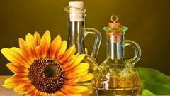 جراح روسي: زيت عباد الشمس المكرر يسبب السرطان
