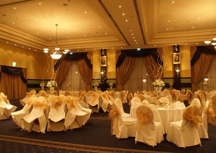 اغلاق 6 صالات للأفراح وإلقاء القبض على أصحابها في جنين