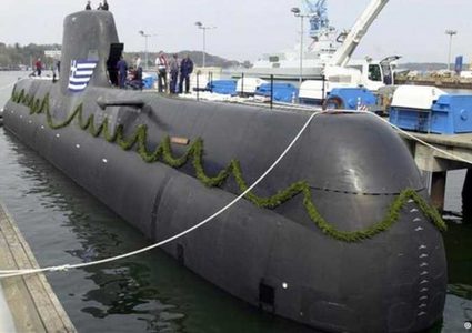 مسؤول إسرائيلي يقدم شهادة جديدة في قضية الغواصات