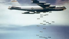 وقف 27 طيارا باكستانيا عن العمل مؤقتا