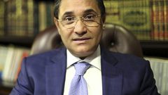 إصابة الإعلامي المصري عبد الرحيم علي بفيروس كورونا