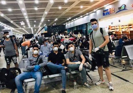 764 من العالقين في طريقهم الى ارض الوطن