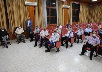 لجنة الطوارئ تناقش عدداً من القضايا في محافظة قلقيلية