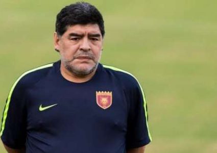 ترشيح مارادونا لتدريب المنتخب الإسباني