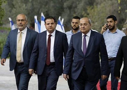 القائمة المشتركة تحذر الاتحاد الاوروبي من خطورة قرار الضم