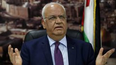 عريقات يشبّه الدول العربية المطبعة بمساعدي "هولاكو"