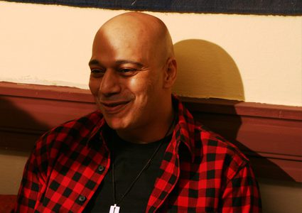 الفنان ضياء عبد الخالق ينفي اصابته بكورونا