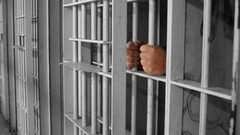 تمديد توقيف الاسير القمبع للمرة الـ20 على التوالي