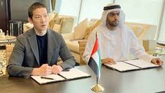 مجموعة 42 الاماراتية توقع اتفاقا مع شركتين عسكريتين إسرائيليتين
