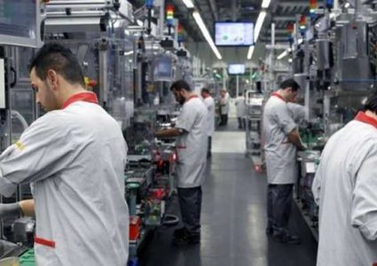 بدء عودة الإنتاج في الصناعة الفلسطينية لما كان عليه قبل الأزمة