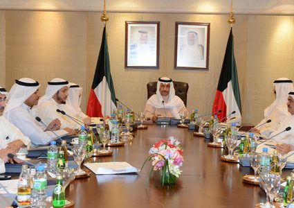 الكويت تقر قانونا لمعالجة التركيبة السكانية وحل قضية تجارة الإقام