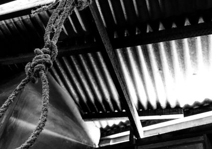 ازدياد حالات الانتحار في غزة.. من المسؤول؟!