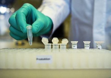 الصحة العالمية توقف تجاربها لإنتاج عقار كورونا