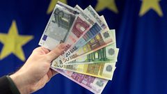 توقعات بارتفاع على سعر اليورو