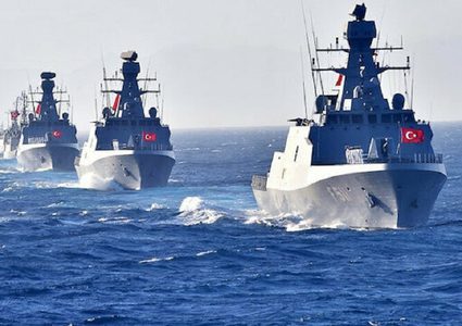 مسؤول مصري يكشف هدف تركيا من المناورات العسكرية قرب ليبيا