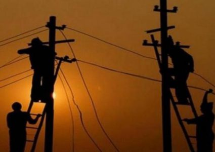 الصالح: تهديد الاحتلال بقطع الكهرباء ابتزاز آخر