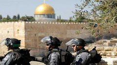 فرض الحبس المنزلي على 3 شبان وابعاد رابع عن القدس