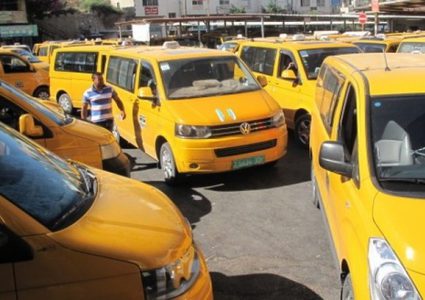 سائقو العمومي: الإعفاء من الرسوم وإلّا لن نظلّ في بيوتنا