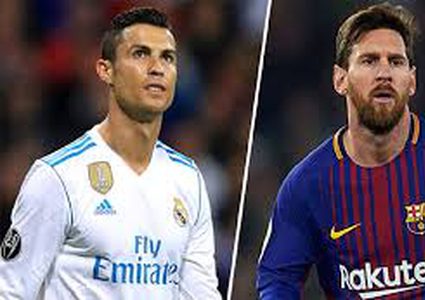 فان بيرسي يتجاهل رونالدو وميسي