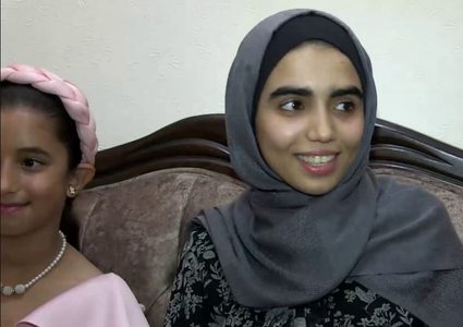 الطالبة هند أبو زعيتر: فرحة النجاح "شعور لا يوصف"