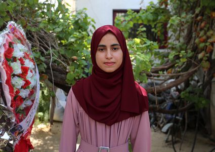 شمس أبوعمرة: من حياة صعبة وحافظة للقرآن الكريم للأولى على خانيونس