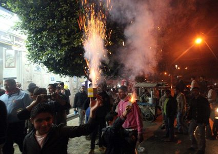 الشرطة: أكثر من 10 إصابات بالألعاب النارية في الضفة الغربية