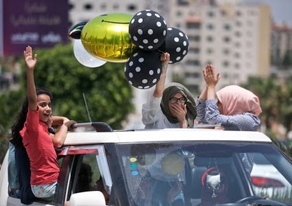 المتفوقة إيمان خالد تختار دراسة الهندسة المعمارية في جامعة النجاح