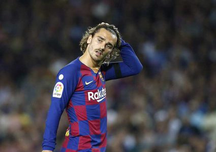 برشلونة يصدر بيانًا عن إصابة جريزمان