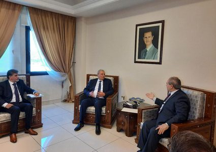 الرئيس عباس يرسل رسالة إلى نظيره السوري