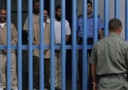 نتائج فحوصات الأسرى في "عيادة سجن الرملة" سلبية