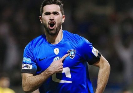 اسباب تدفع خربين لمغادرة الهلال