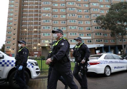 أستراليا تشدد القيود بعد تزايد أعداد الاصابات بكورونا