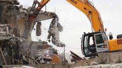 القدس: قوات الاحتلال تهدم منزلا في جبل المكبر