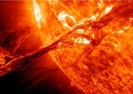 باحثون يرصدون انفجارا نجميا خارقا بالقرب من المجموعة الشمسية