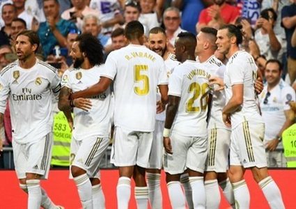 ريال مدريد يتسلح بالقوة الضاربة أمام فياريال لحسم لقب الليجا