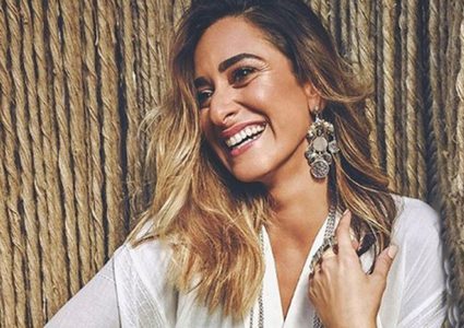 أمينة خليل تحتفل بخطوبتها