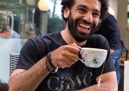 ابتسامة  صلاح تحصد ملايين المشاهدات والاعجابات