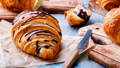 طريقة عمل الكرواسون