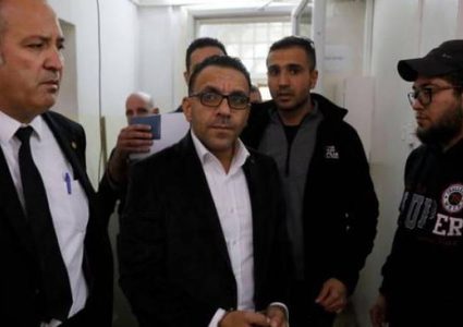 قوات الاحتلال تعتقل محافظ القدس عدنان غيث