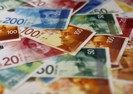 عويضة: صانع القرار المالي متخبط ولا يجوز الاعتماد على جيب المواطن