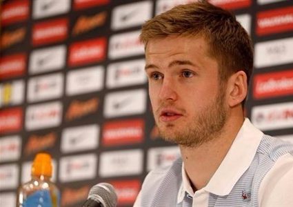 إيريك داير ... يجدد رحلته مع السبيرز