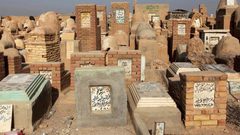 ما هي قصة المدرس المصري الذي عاد للحياة بعد 7 أشهر من دفنه ؟