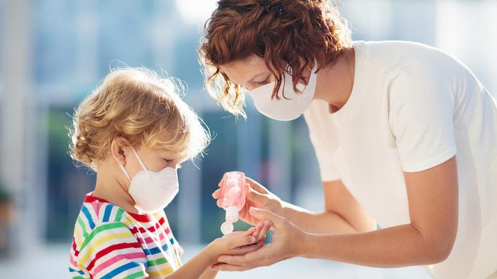 كيف يؤثر عمر الأطفال على خطورة إصابتهم بعدوى كورونا؟