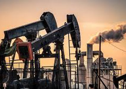 النفط مستقر مع تجاذب السوق بين زيادة في الإصابات بكورونا