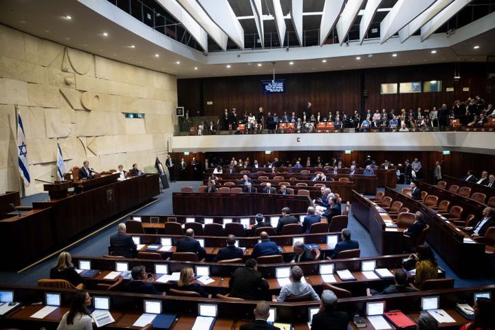 حكومة الاحتلال تمرر قانون يتيح لها الانفراد بقرارات كورونا