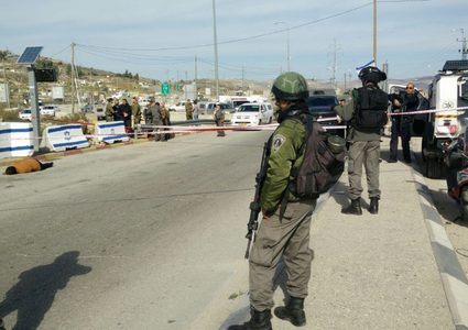 الاحتلال يعتقل مواطنا على حاجز زعترة جنوب نابلس