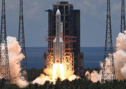 الصين تطلق أول مهمة مستقلة إلى كوكب المريخ