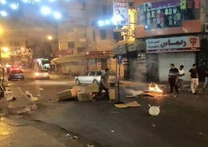 إستقالة جماعية إحتجاجاً على أحداث بلاطة البلد شرق نابلس